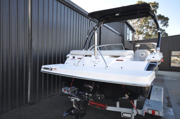 Regal 1900 ES Bowrider