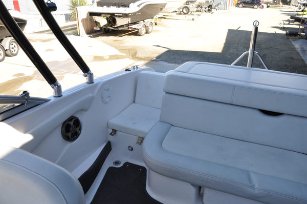 Regal 1900 ES Bowrider