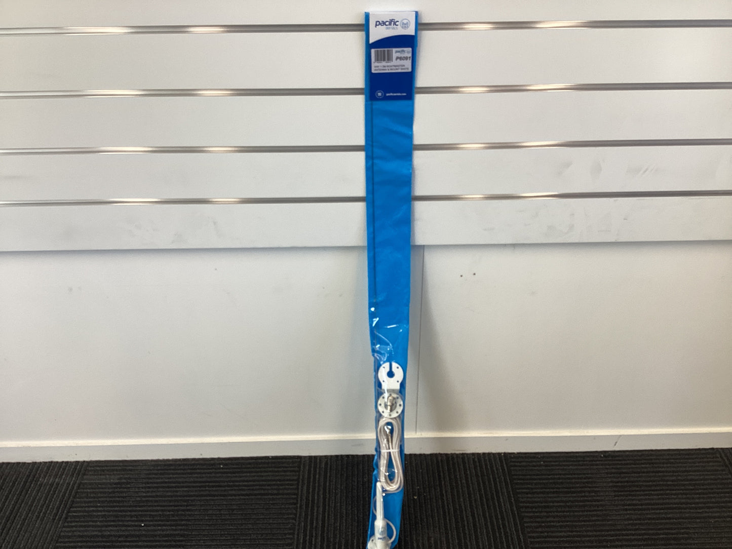 Pacific Aerials SeaMaster VHF Antenna with Base and 1m Cable White