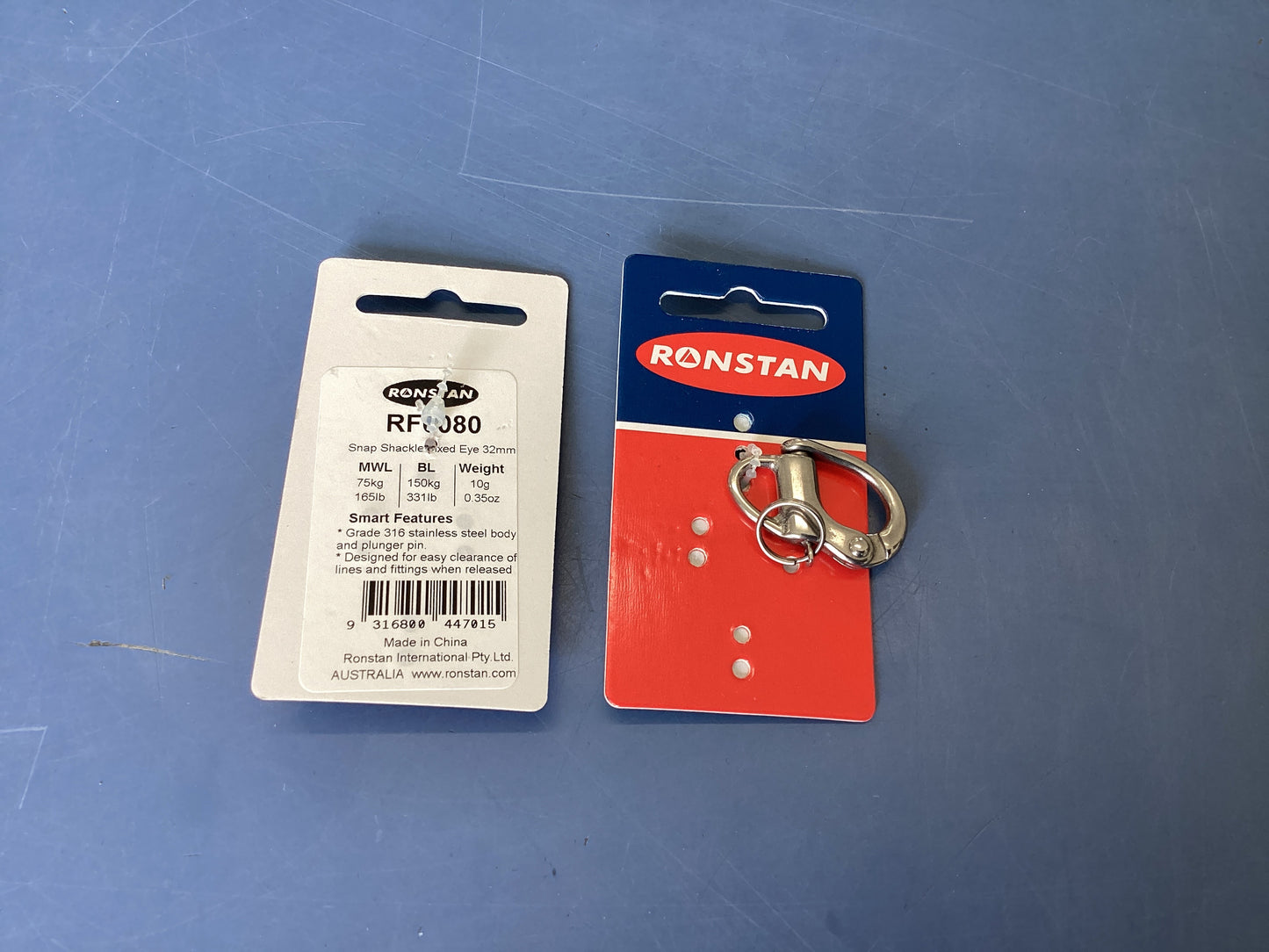 RF6080 - Ronstan Snap Shackle Fixed Eye 32mm