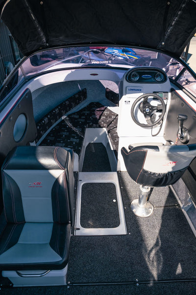 Hi Spec Fi-Glass Lightning with 115 Pro XS