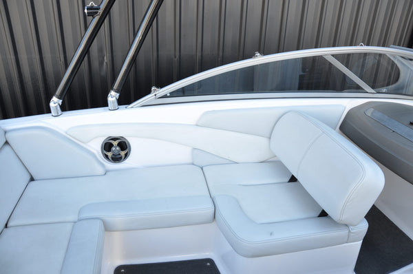 Regal 1900 ES Bowrider