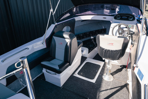 Hi Spec Fi-Glass Lightning with 115 Pro XS