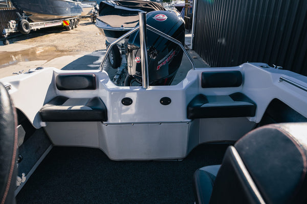 Hi Spec Fi-Glass Lightning with 115 Pro XS