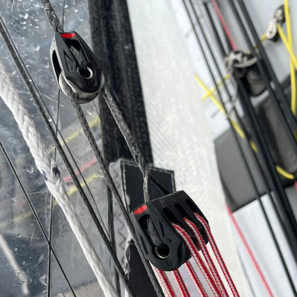 RF25209 - Ronstan Series 20 Orbit Double Block Lashing