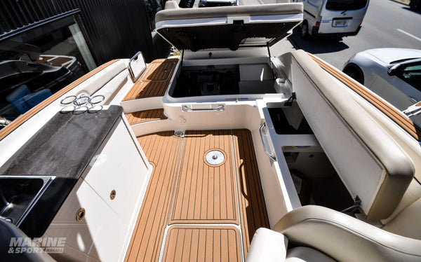 Sea Ray 280 Sundeck - 2013 NZ New - Freshwater Use