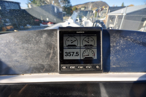 Smuggler Strata 750 Mid Cabin