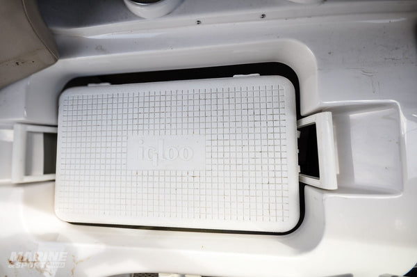 Four Winns 215 Sundowner - Low Hours - Fresh Water