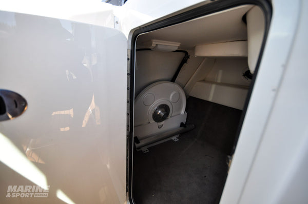 Sea Ray 280 Sundeck - 2013 NZ New - Freshwater Use