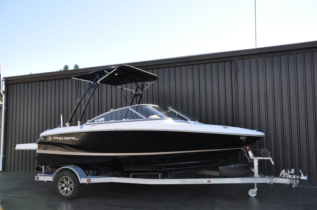 Regal 1900 ES Bowrider