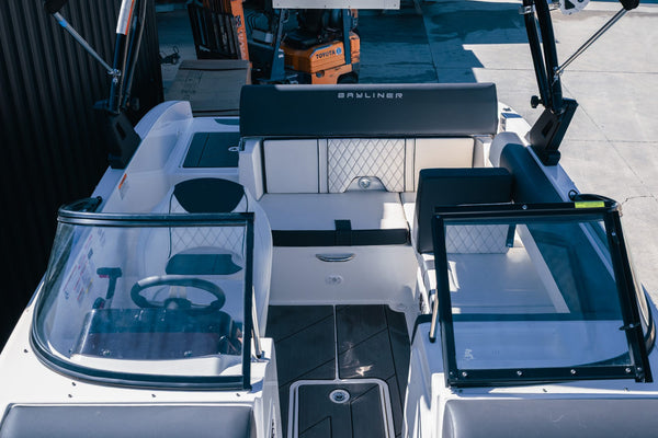 Bayliner DX2050