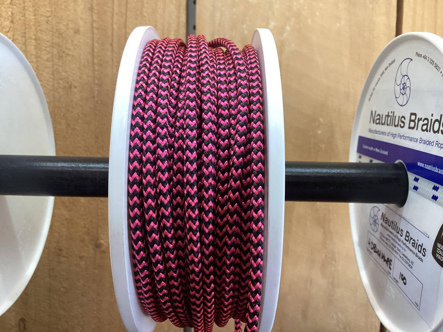 4mm Ultima Dinghy Control Line - Black with Pink fleck