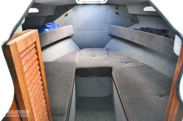 Haines Hunter SS700 - 2011 300HP Verado Engine