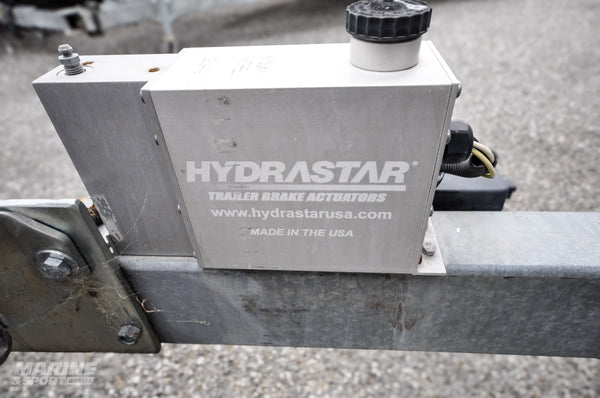 Maxum 24ft Trailerable Weekend Cruiser