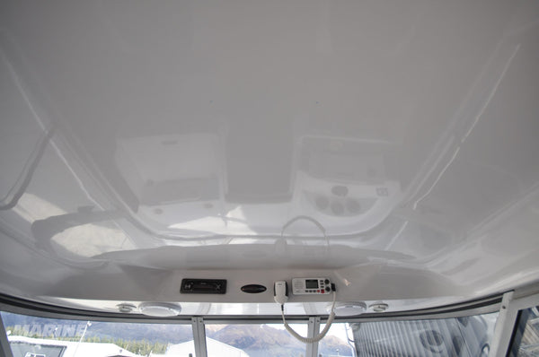 Haines Hunter SS700 - 2011 300HP Verado Engine