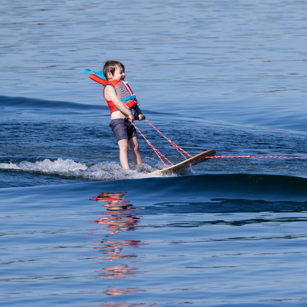 O'Brien Platform Trainer Waterski 46" Red / Blue with Rope & Handle