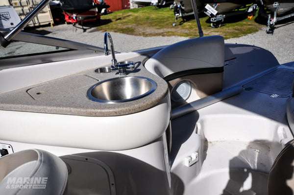 Four Winns 215 Sundowner - Low Hours - Fresh Water