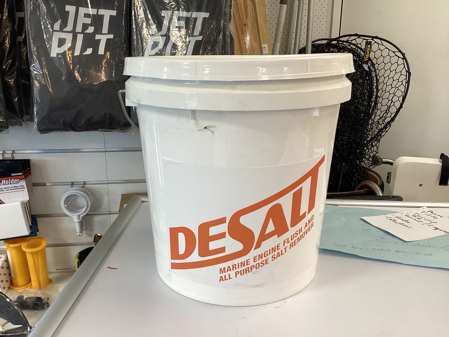 Desalt - Marine Engine Flush and All-Purpose Salt Remover