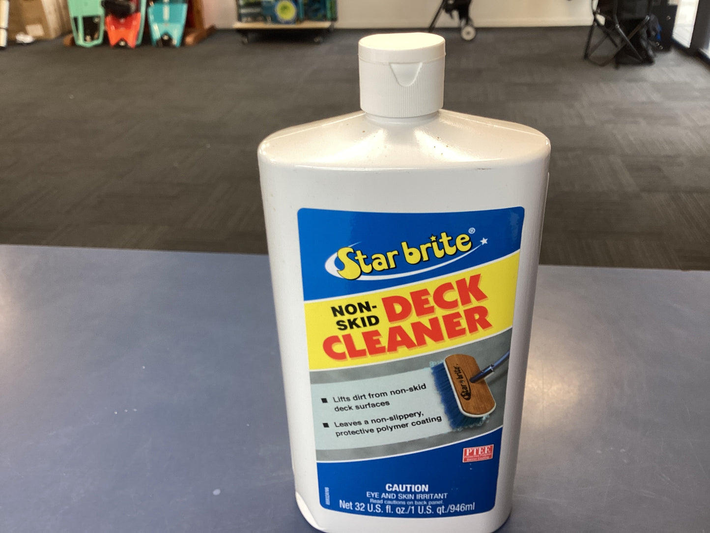 Star Brite Non Skid Deck Cleaner with PTEF