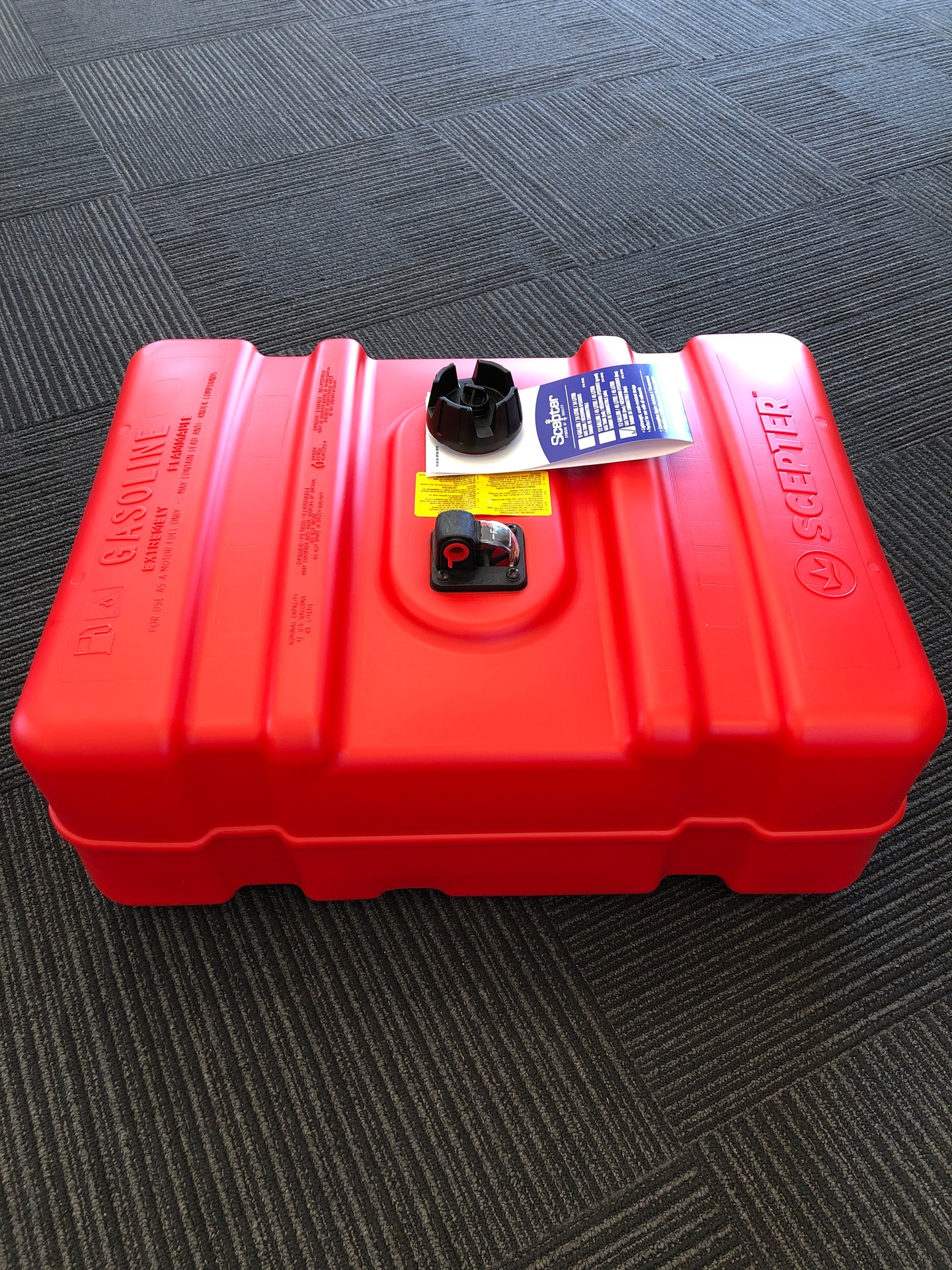 Scepter Fuel Tanks with Gauge - Low 45L