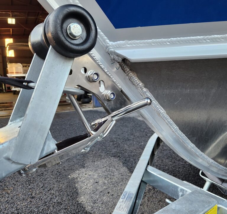 Launch & Retrieve Boat Latch Kit for Aluminium Boats Under 7.5m Standard with Snare